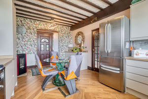 Kitchen- click for photo gallery